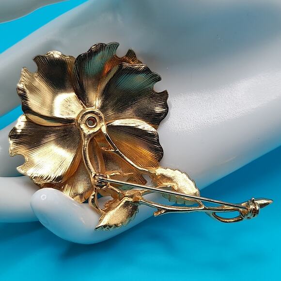 Vintage 1960s Large Flower With Stem Brooch, Gold Tone, 3 Inches - Picture 4 of 9